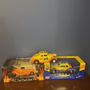Federated Ertl Lot Of 3 1937 Ford Panel Street Rod NEW/1950 Oldsmobile 88 Rocket